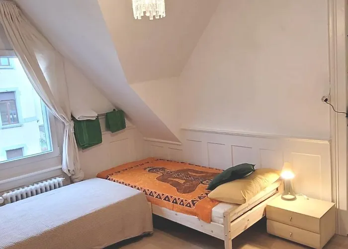 Appartement 2-4 Stilvoll Im Gertrud Schloessli - Zentral Ruhig *