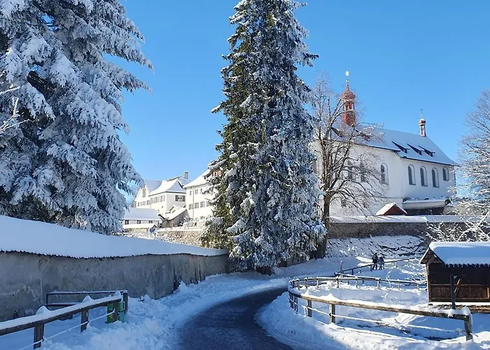 Appartement 2-4 Stilvoll Im Gertrud Schloessli - Zentral Ruhig